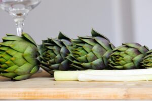 Come cucinare i cardi al forno: la ricetta della nonna