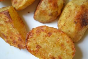 Patate al forno croccanti: ecco il segreto per una cottura perfetta